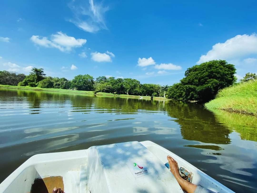 Samabe Lake Dambulla Exterior foto